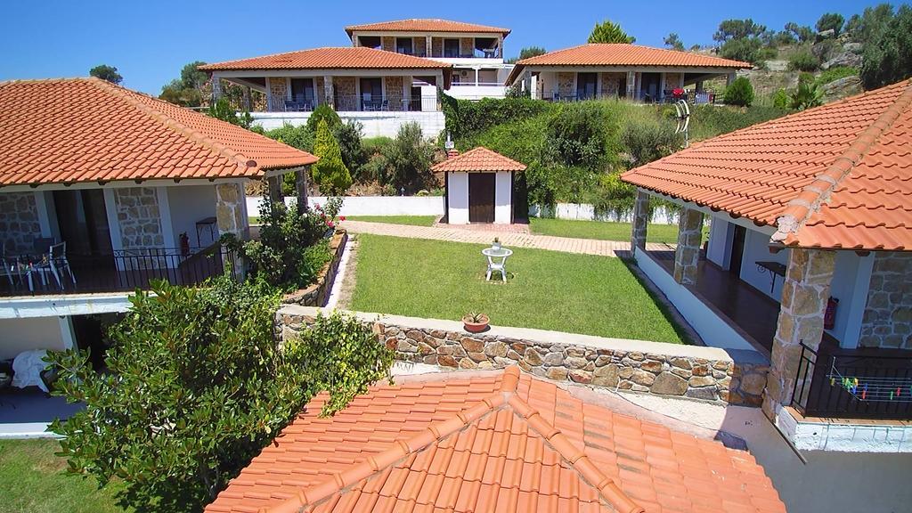 Villas Gemeli Ammouliani Exterior photo